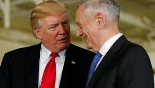 الرئيس الأمريكي دونالد ترامب ووزير دفاعه جيمس ماتيس