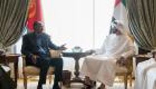 محمد بن زايد يلتقي الرئيس الإريتري ويشيد بـ"اتفاق جدة للسلام"