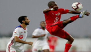 الشارقة يواصل انطلاقته المثالية بالفوز على شباب الأهلي دبي