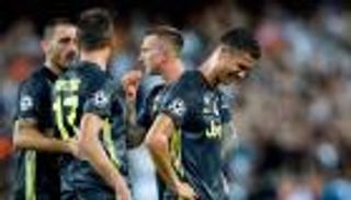 تقارير.. رونالدو لن يتعرض للإيقاف أمام مانشستر يونايتد