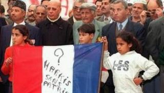 حركة جزائريون في فرنسا- أرشيفية