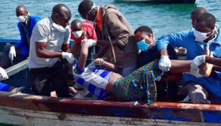 جهود مكثفة من السلطات التنزانية لانتشال جثث الضحايا