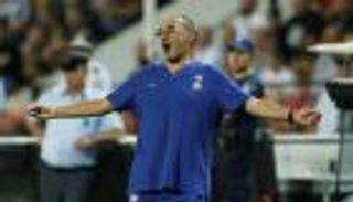 ساري ينتقد لاعبيه بعد الفوز على باوك في الدوري الأوروبي