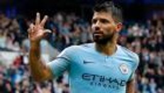 فيديو.. أجويرو يمدد عقده قبل مباراته رقم 300 بقميص السيتي