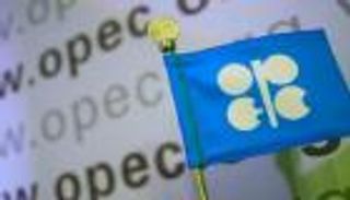 سوق النفط يترقب نتائج اجتماع أوبك في الجزائر