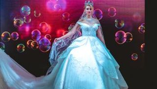 مجموعة فساتين أعراس للمصممة الإماراتية منى المنصوري