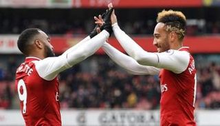 بيير إيميريك أوباميانج وألكسندر لاكازيت