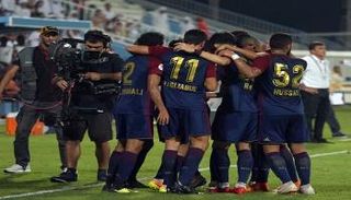 احتفال لاعبي الوحدة 