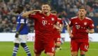 ليفاندوفسكي يحقق رقما تاريخيا ضد شالكه