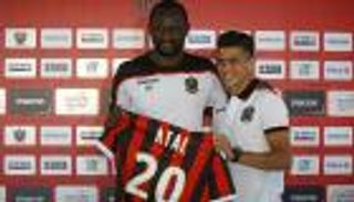 الجزائري عطال يحصد لقب رجل مباراة في الدوري الفرنسي