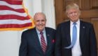 محامي ترامب: أمريكا تدعم جهود المعارضة الإيرانية لتغيير النظام