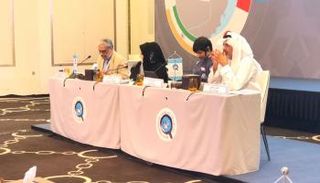 جانب من الحلقة النقاشية