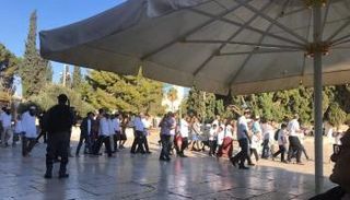 اقتحام المسجد الأقصى 