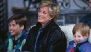 طبيب تشريح الأميرة ديانا: كان يمكن أن تنجو