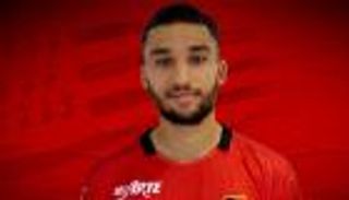 رين الفرنسي يدرس إعارة موهبته الجزائرية في يناير