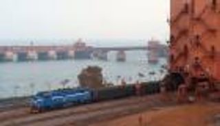 المركزي الأوروبي: الصين ستستفيد من حرب التجارة مع أمريكا