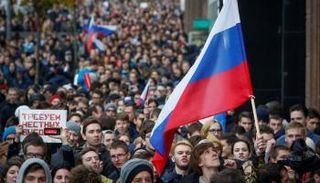 تظاهرات حاشدة ضد رفع سن التقاعد في روسيا - أرشيفية