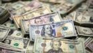 الدولار يهبط وسط توقعات زيادة مرتقبة لأسعار الفائدة الأمريكية