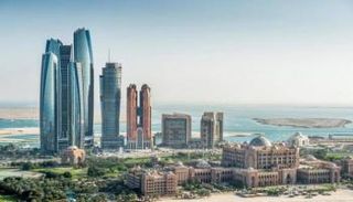 درجة الحرارة العظمى بأبوظبي 41