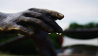 اكتشاف يد برونزية عمرها 3500 عام في سويسرا