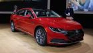 فولكس فاجن تؤجل طرح "Arteon" بسبب اختبارات الانبعاثات