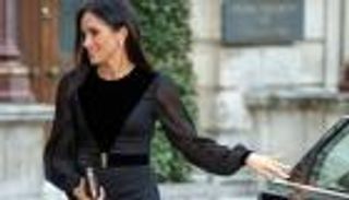 بالفيديو.. ميجان ماركل تكسر بـ"عفويتها" التقاليد الملكية