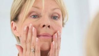 طرق علاج تجاعيد الفم
