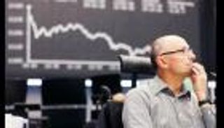 ميزانية إيطاليا التصادمية تعصف ببورصات أوروبا والأسهم البريطانية تتأهب