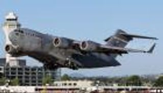 "بوينج" تفوز بعقد آخر كبير مع وزارة الدفاع الأمريكية