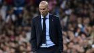 متى قرر زيدان الرحيل عن ريال مدريد؟