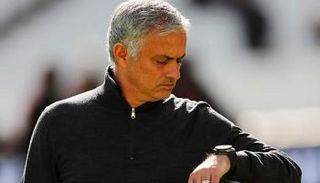 جوزيه مورينيو في أرض الملعب