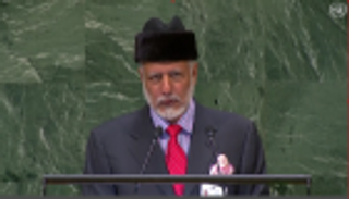 وزير خارجية عمان: نرحب بجهود التحالف لإنشاء جسر جوي طبي في اليمن