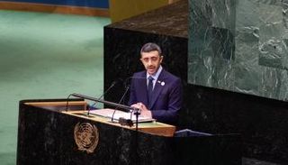 الشيخ عبدالله بن زايد آل نهيان وزير الخارجية والتعاون الدولي الإماراتي