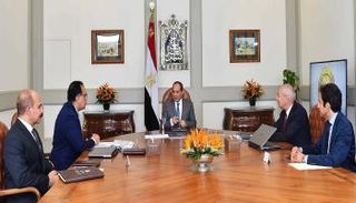 الرئيس السيسي يبحث الموقف التنفيذي لمشروعات الإسكان