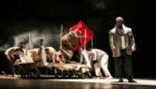 الشارقة تستضيف 3 مهرجانات مسرحية كبرى