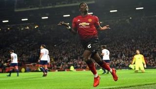 بول بوجبا لاعب وسط مانشستر يونايتد