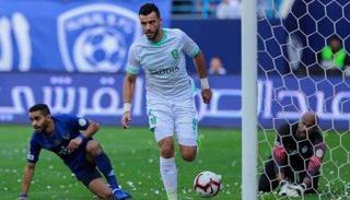 عمر السومة مهاجم أهلي جدة