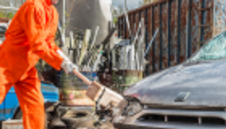 "سماش كار".. أحدث طرق التنفيس عن الغضب في هولندا