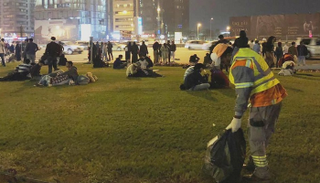  بلدية دبي تنجح في إزالة 87 طنّا من النفايات بمواقع احتفالات رأس السنة