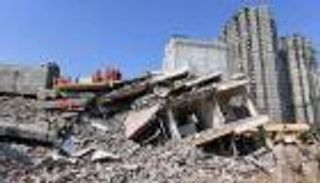 مصرع 6 أشخاص على الأقل بانهيار مبنى في نيودلهي