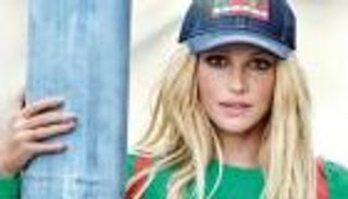 بريتني سبيرز تلغي سلسلة حفلات للاهتمام بوالدها المريض