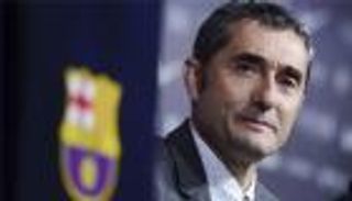 فالفيردي يرفض الحديث عن مستقبله مع برشلونة