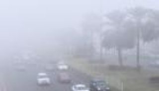 "أرصاد الإمارات" يحذر من تدني مدى الرؤية الأفقية بسبب الضباب