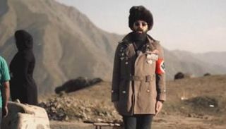 مهدي يراحي خلال ظهوره في الأغنية