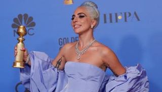 ليدي جاجا تفوز بجائزة جولدن جلوب