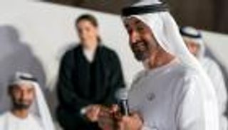 محمد بن زايد يطلق برنامج "خبراء الإمارات" من صرح زايد المؤسس