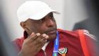 مدير منتخب الإمارات يكشف موقف الأحبابي وراشد من لقاء الهند
