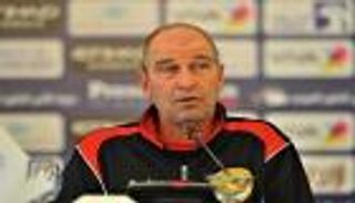 مدرب عُمان يطمح للتطور قبل افتتاح مشواره في كأس آسيا