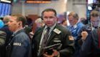 وول ستريت تقفز بقيادة أسهم أبل وأمازون وفيسبوك