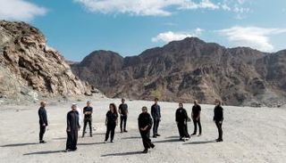 اختيار 10 مصممين من الإمارات وإسبانيا وإيطاليا في مشروع "حوار الحرف"